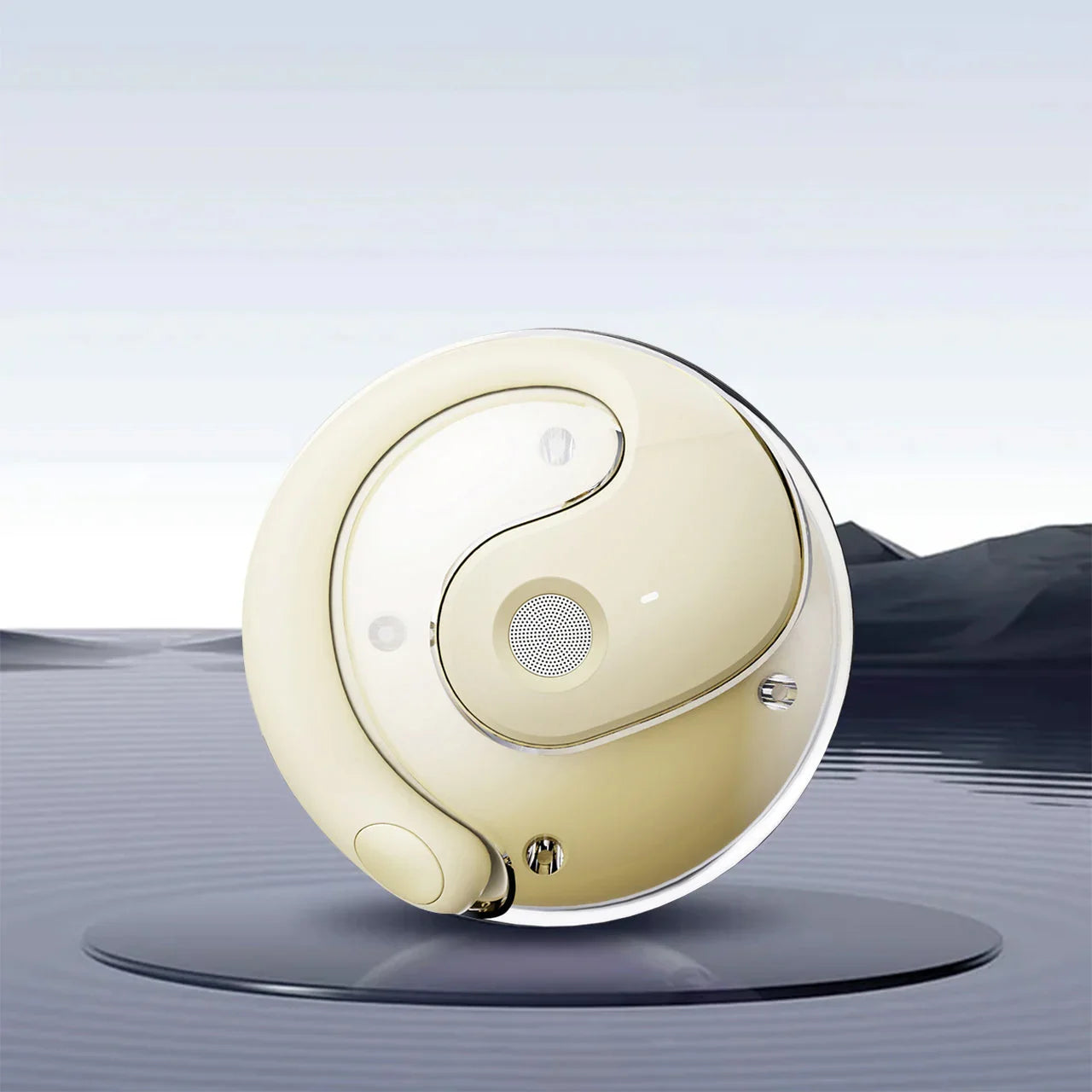 Morivar KI-Übersetzer-Kopfhörer in elegantem Beige, modernes Tech-Gadget auf spiegelnder Fläche